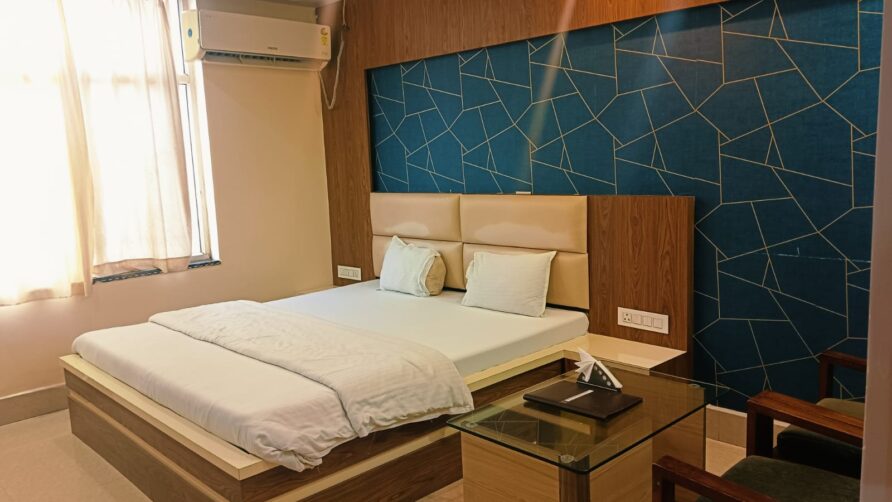 Deluxe AC Room